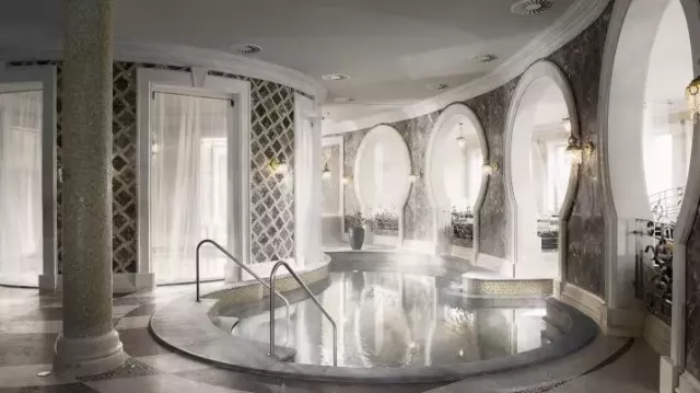 Не знаю чего хочу, но точно нужна термальная вода и спа-процедуры, чтобы расслабиться