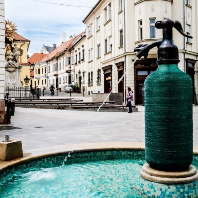 Private Tour to Győr and Bratislava - 7