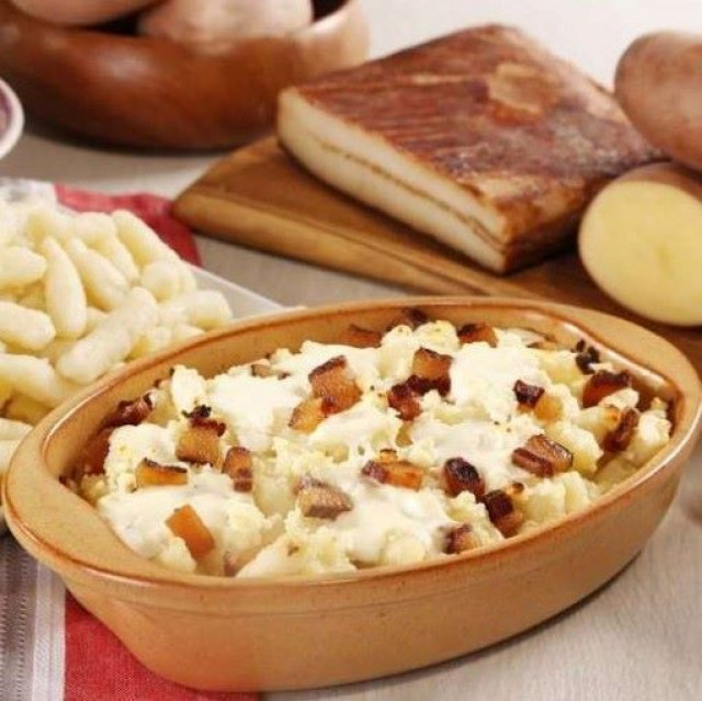 Private Tour to Győr and Bratislava - 5