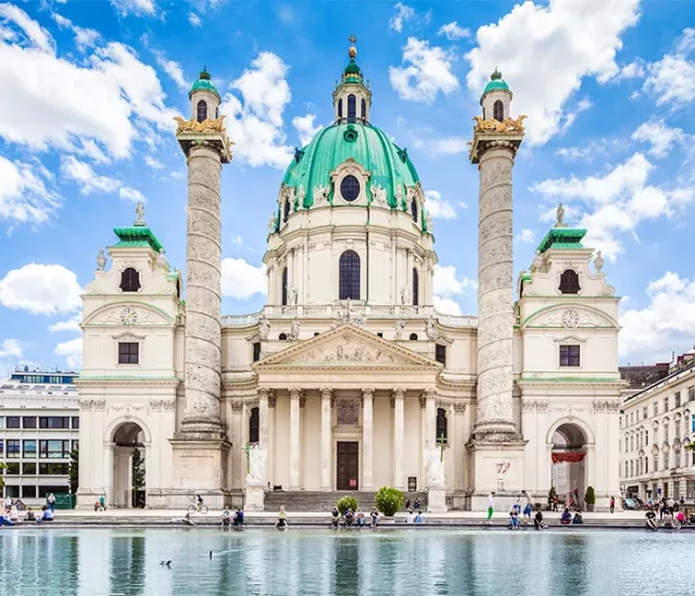 Private Tour to Vienna from Sárvár - 3