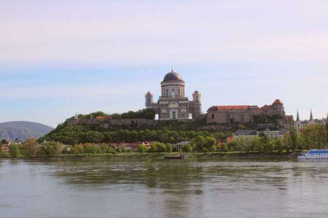 Danube Bend with lunch and knight tournament - 5