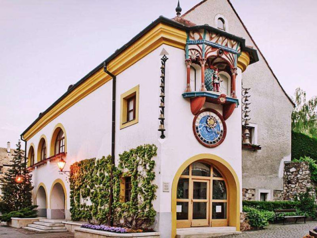Private Tour to Székesfehérvár (Bory Castle) and Siofok (Kálmán Imre Múzeum) from Hévíz - 3