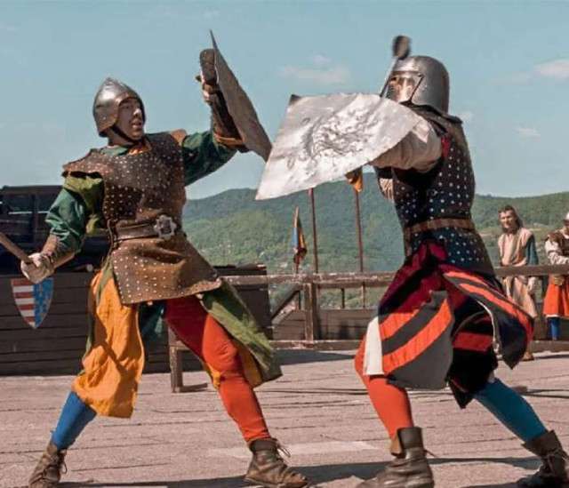 Danube Bend with lunch and knight tournament - 2