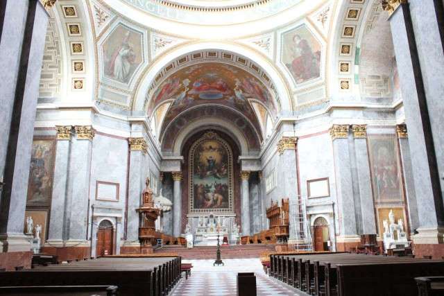 Danube Bend with lunch and knight tournament - 6