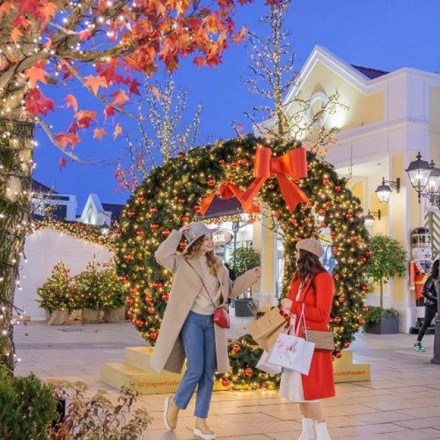 Shopping in the Parndorf (Austria) from Budapest - 5