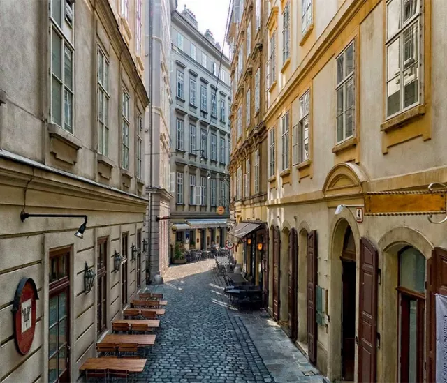 Legends of Old Vienna Walking Tour - 3