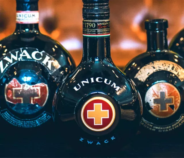 Капля успеха - экскурсия по следам семьи Zwack - 1