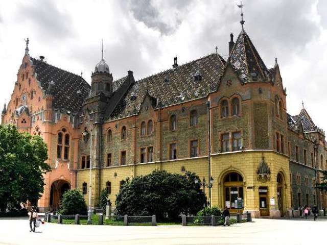 Private Tour to Szeged and Kecskemét - 5