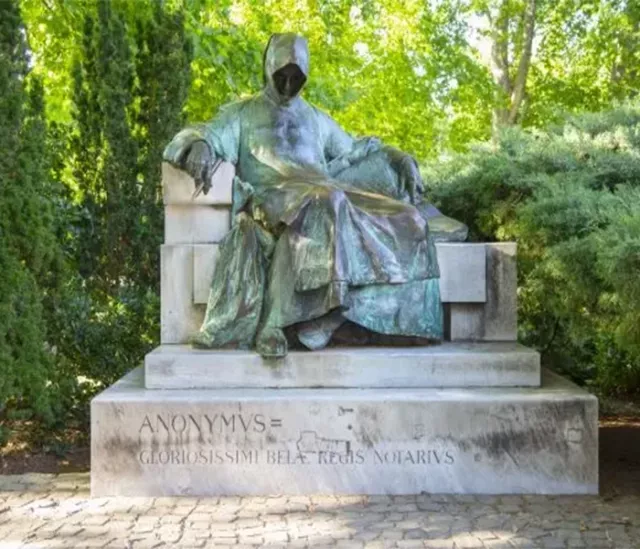 Пешком по проспекту Андраши до пл. Героев - 3