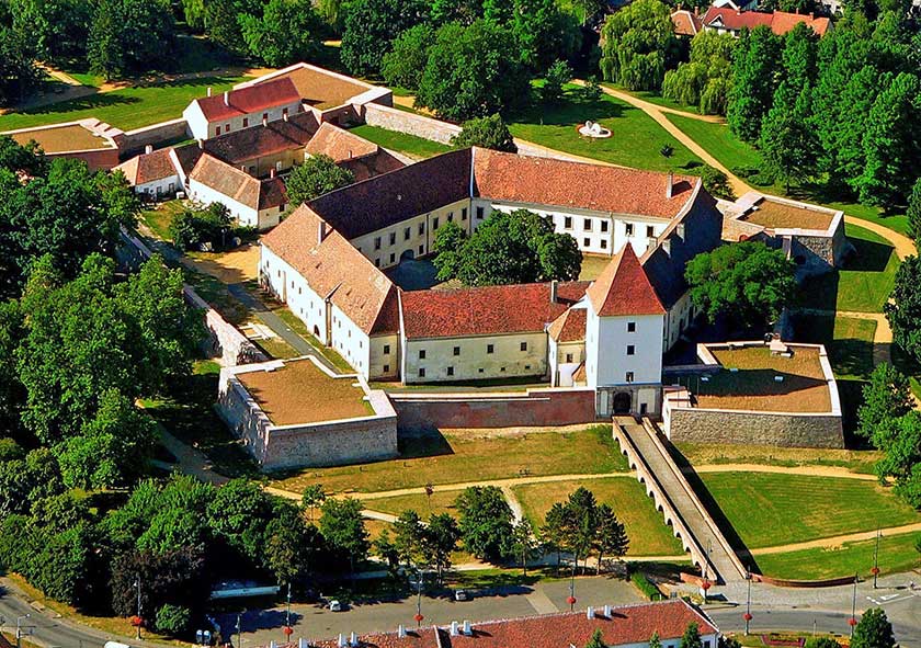 Шарвар достопримечательности