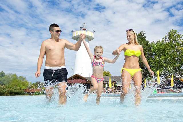 Hajdúszoboszló Resort: relaxation and healing in the Spas - 4